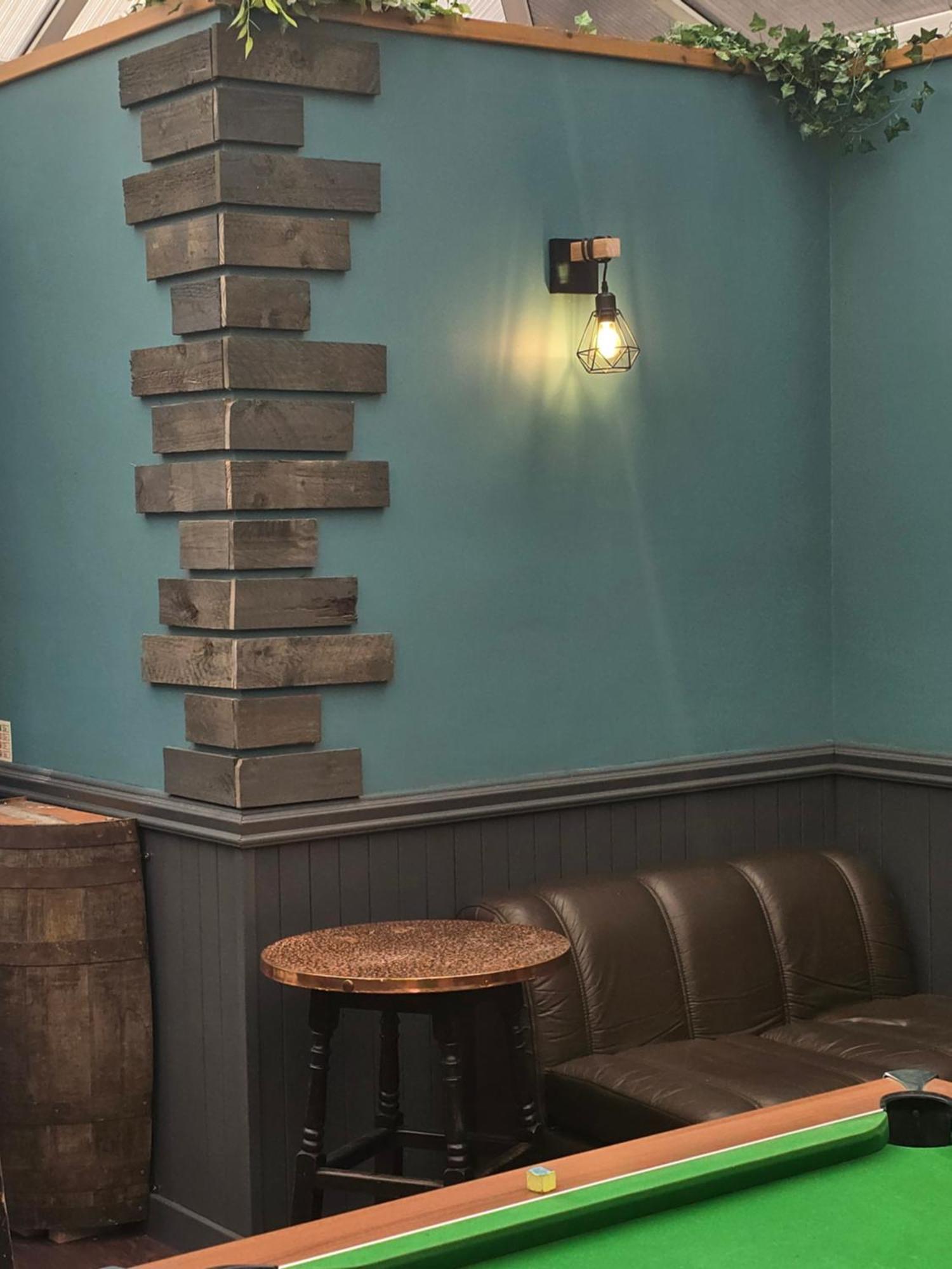 The Red Lion Tavern * Fochabers